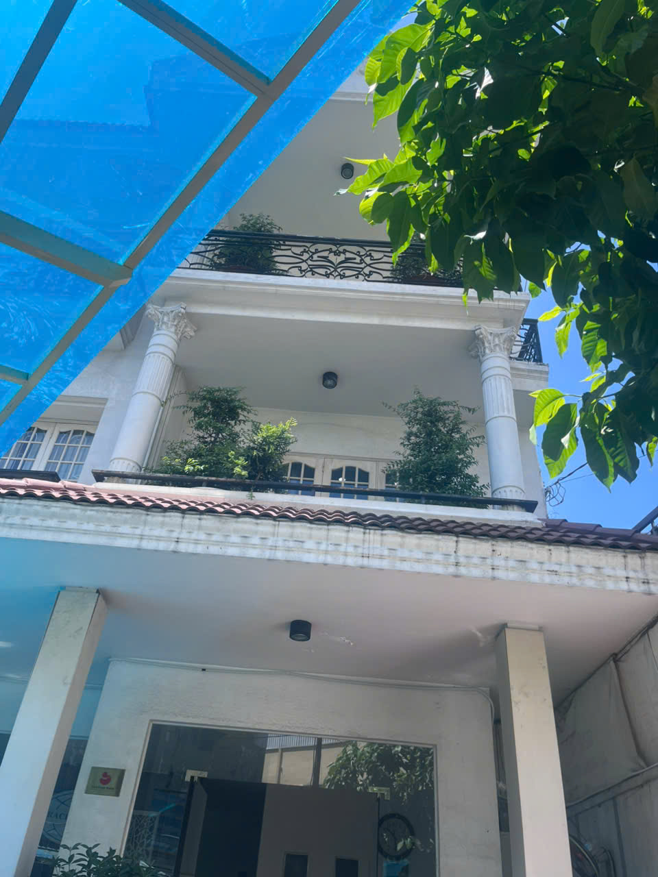 https://batdongsanviet.info.vn/uploads/images/upload/14-10-26/1791948466027_7479002163123404818_7479002163123404818_4434f6b4f0b2652eba88ad0ccda7f34a.jpg