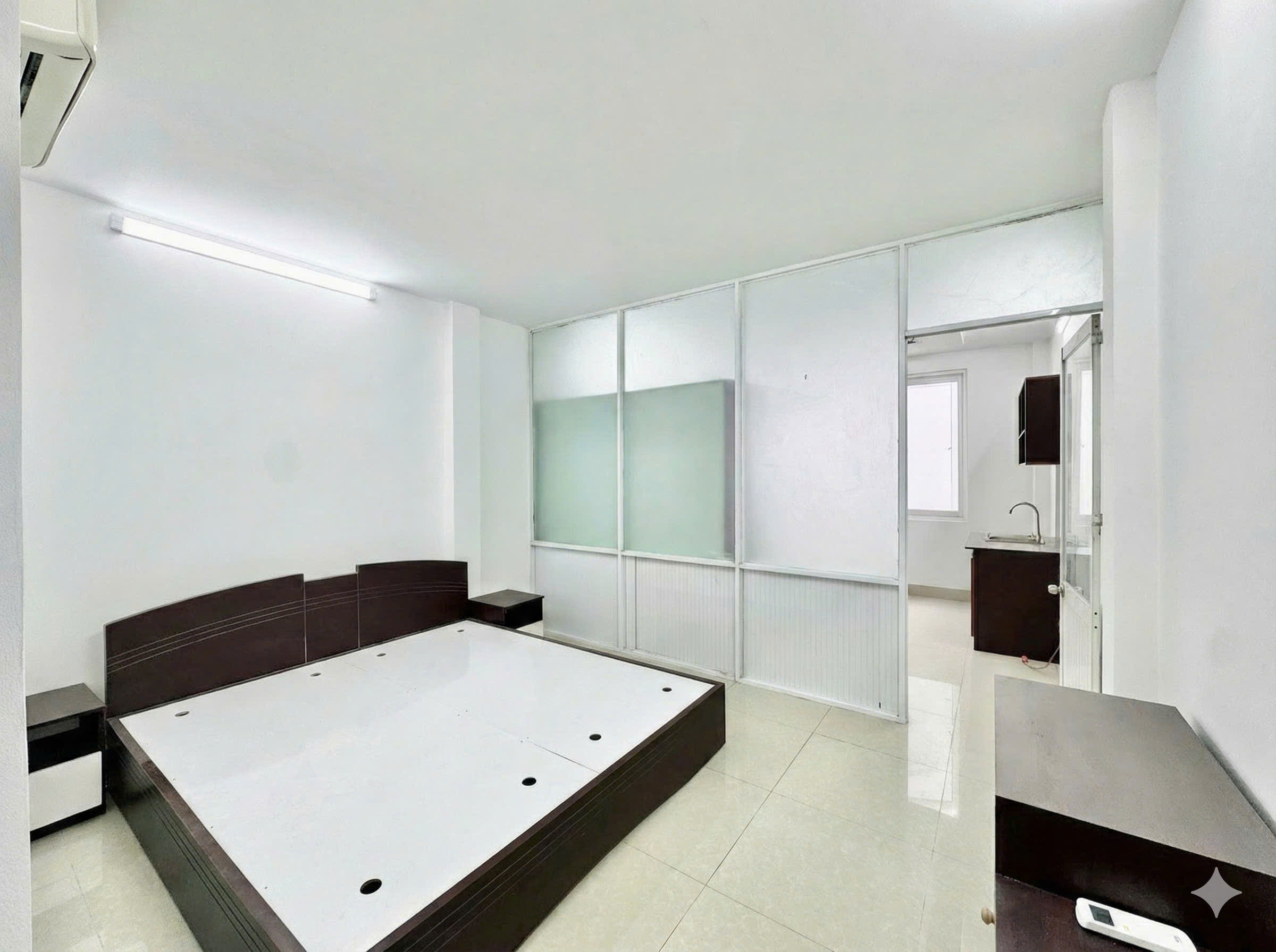 CHÍNH CHỦ CÒN 1 PHÒNG ĐÔI CHO THUÊ – CỬA SỔ THOÁNG – MIỄN PHÍ CHỖ ĐẬU XE Ô TÔ