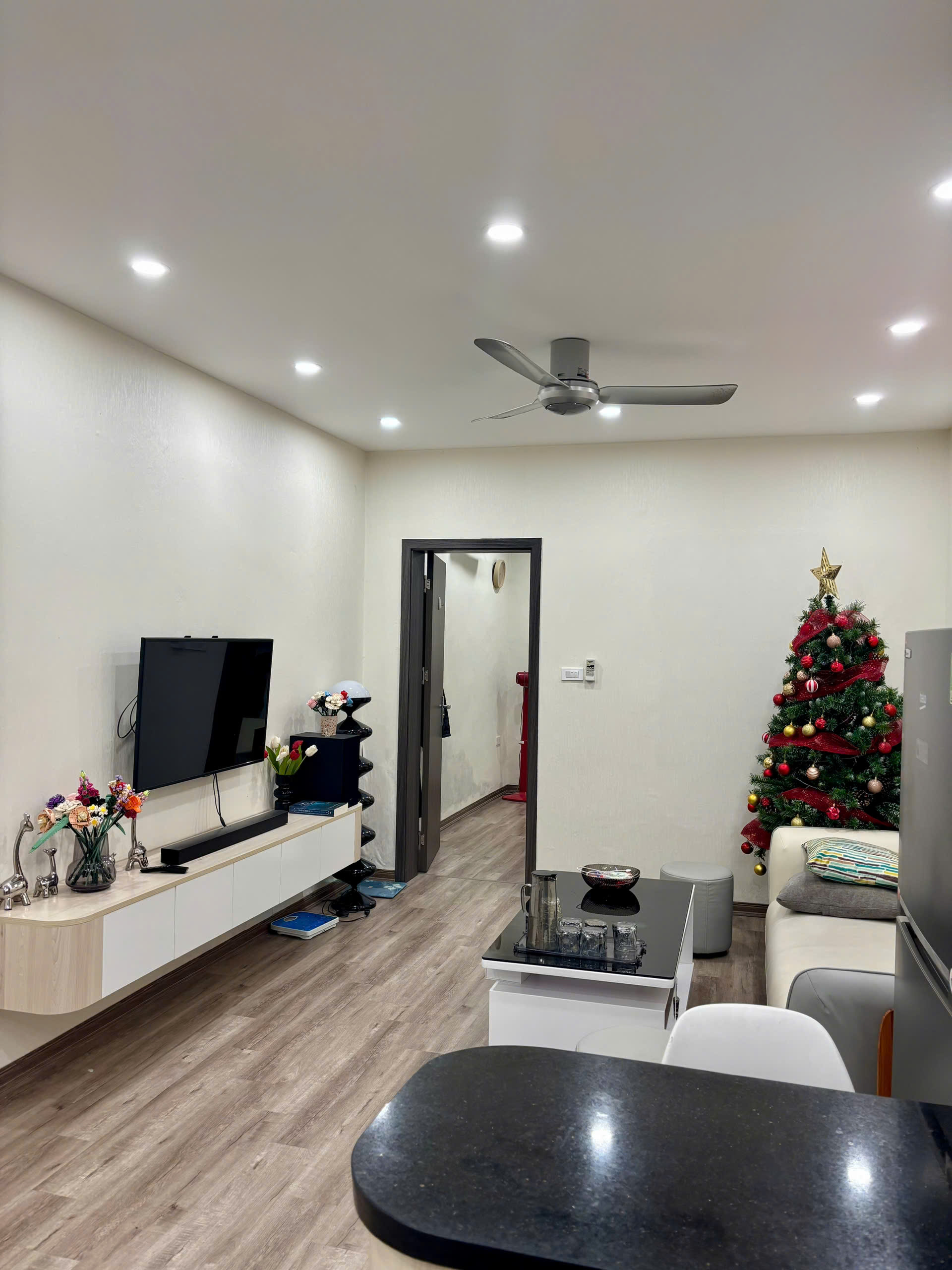 Căn hộ cho thuê chính chủ – FULL NỘI THẤT