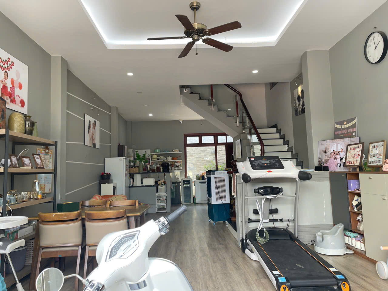 Cho thuê nhà phố khu ecogreen, 1 trệt 2 lầu, 1 lửng, 70 m2 sàn, 4 ngủ