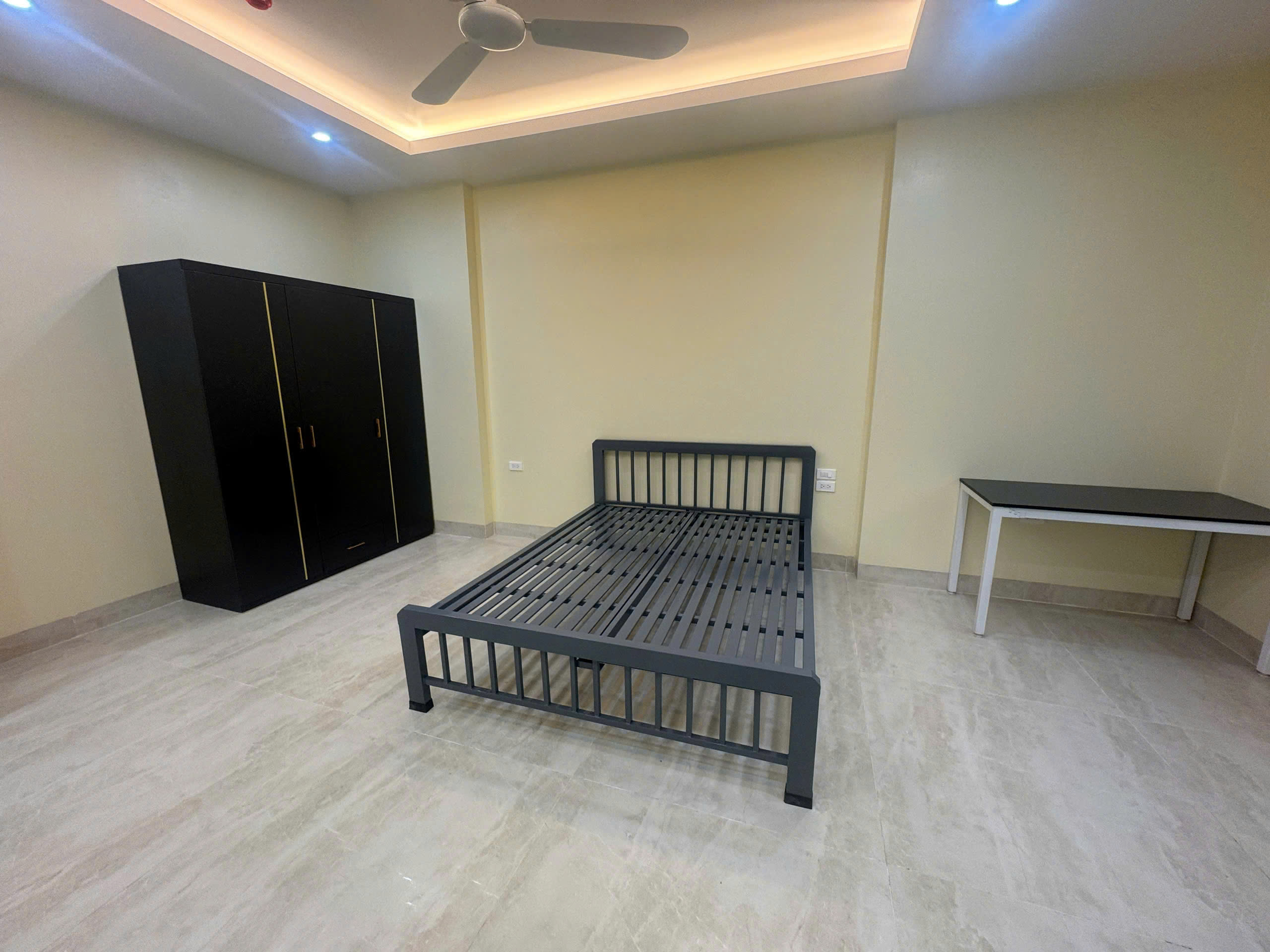 Cho thuê phòng KĐT Văn Phú full nội thất,nhà cạnh chợ Văn La