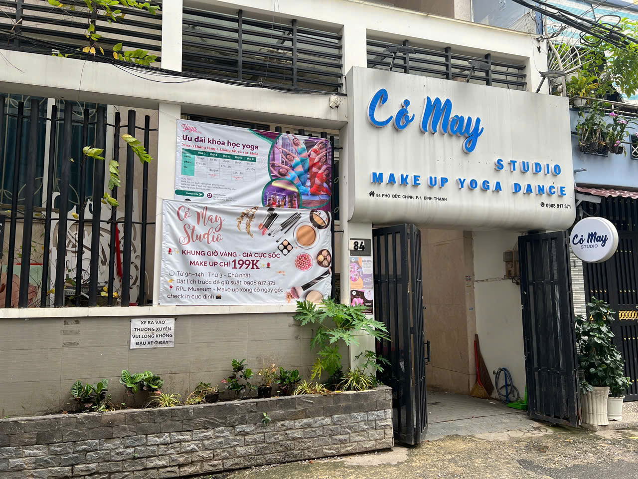 SANG NHƯỢNG MẶT BẰNG MỚI ĐẸP – VỊ TRÍ TRUNG TÂM BÌNH THẠNH – VÀO SỬ DỤNG NGAY