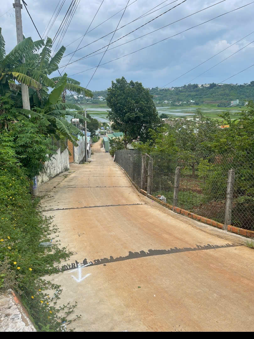 Cần bán mảnh đất đẹp tại hẻm 118 Tôn Thất Thuyết Tổ 1 phường Hoa Lư
