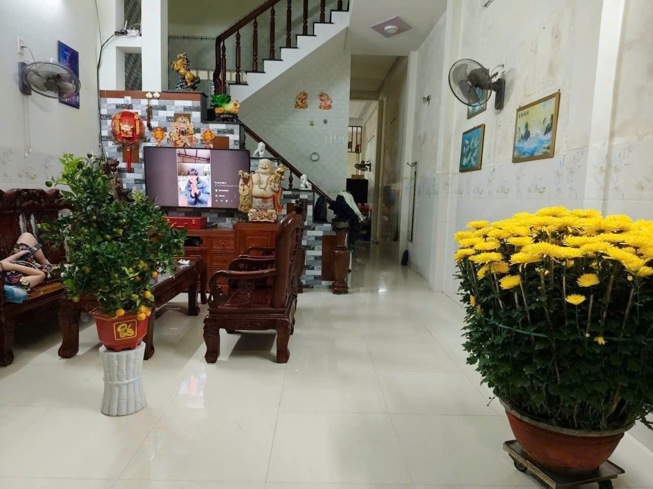 https://batdongsanviet.info.vn/uploads/images/upload/17-08-26/1786930849158_4414257457972787024_4414257457972787024_3453711d530061ad62766dd83a71995a.jpg
