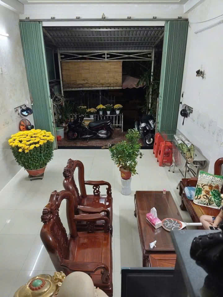 https://batdongsanviet.info.vn/uploads/images/upload/17-08-26/1786930849183_4414257457972787024_4414257457972787024_ffb3b644dc992269f4271bca81218fe1.jpg
