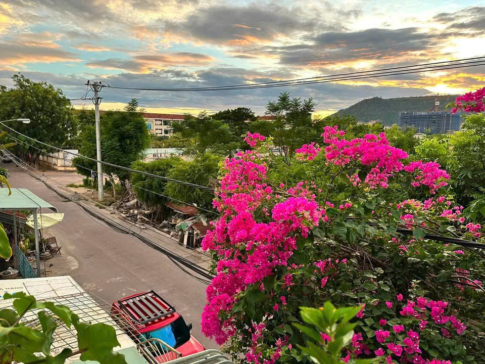 https://batdongsanviet.info.vn/uploads/images/upload/17-08-26/1786930849235_4414257457972787024_4414257457972787024_4de1716bf1f2ecfb47c42bc0f6e6bdad.jpg
