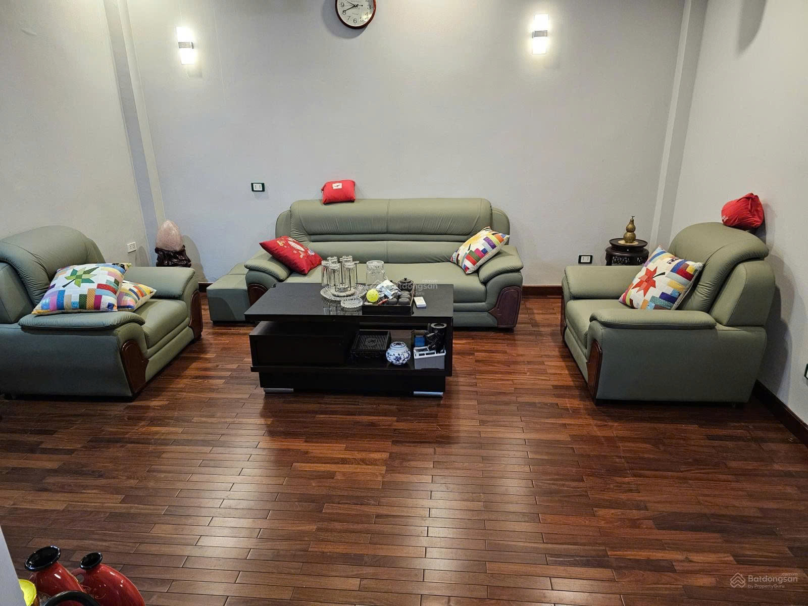 https://batdongsanviet.info.vn/uploads/images/upload/17-08-26/1786938934386_9081825524660048402_9081825524660048402_cdc8edd7e61630802280ef553c3b1b98.jpg