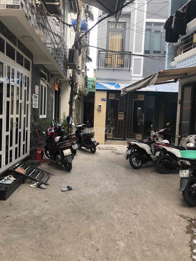 Mình chính chủ cần bán nhà ngay chợ Phạm Văn Hai, Phường 3, Q. Tân - 2