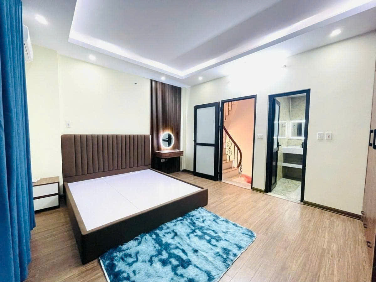 LÔ GÓC - NHÀ ĐẸP  XÂY CHẮC CHẮN,, DÂN CHÍ CAO, SỔ VUÔNG VẮN, TIỆN ÍCH BẠT NGÀN