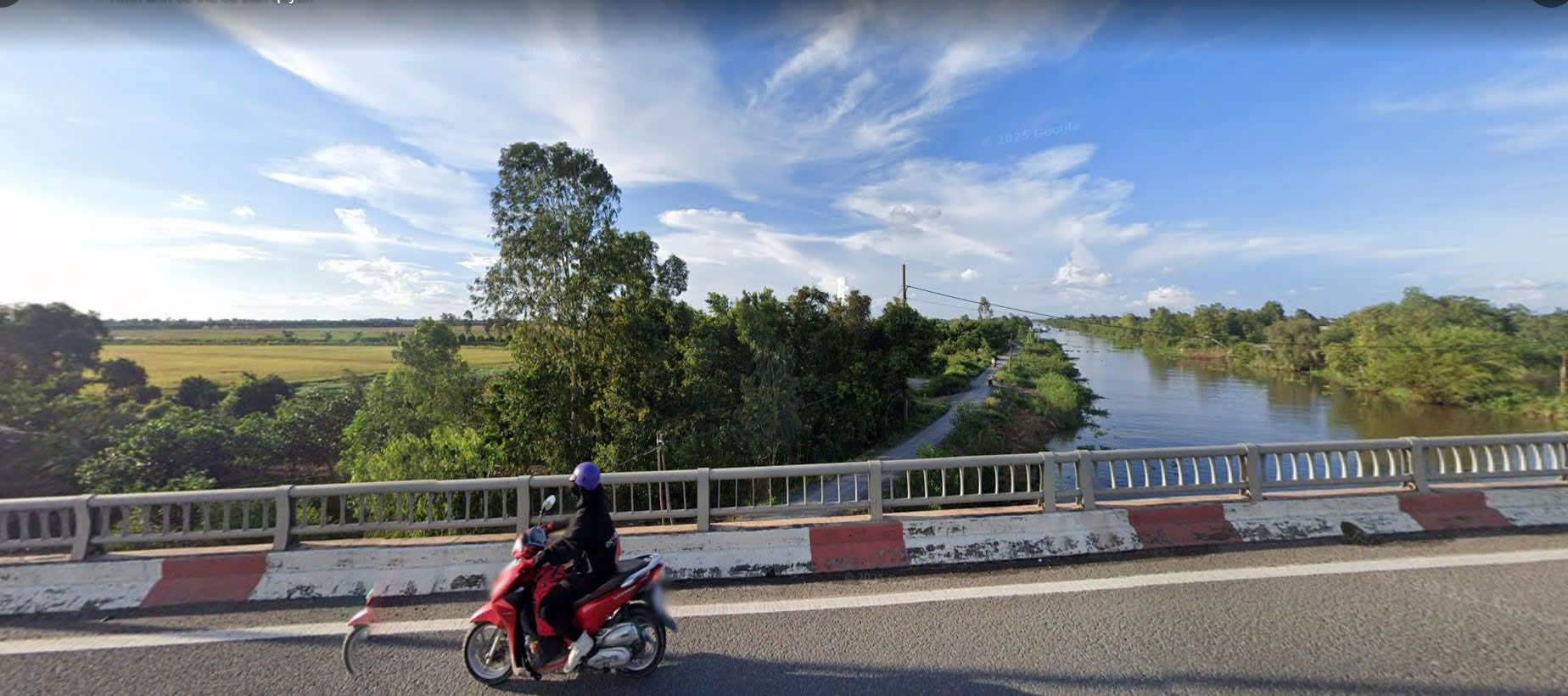 Cho thuê đất MẶt tiền quốc lộ N2 (CAO TỐC 02) NGAY CẦU CÀ NHÍP CÁCH  SÀI GÒN KHOẢNG 80 KM.  TÂN THẠNH.  LONG AN CŨ...