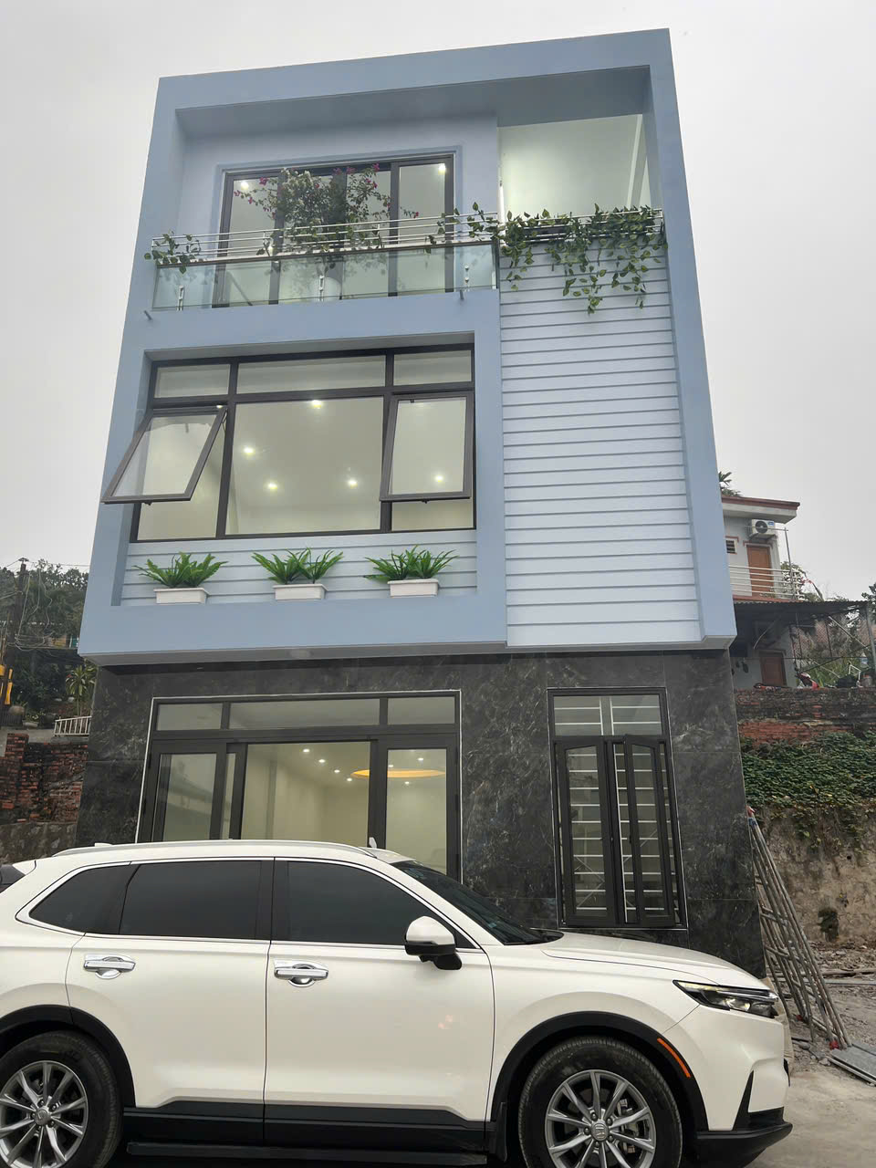 BÁN NHÀ VIEW ĐẸP TRUNG TÂM HỒNG HẢI – TP HẠ LONG