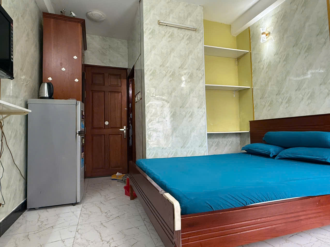 PHÒNG CHO THUÊ HẺM TÔN THẤT TÙNG – QUẬN 1