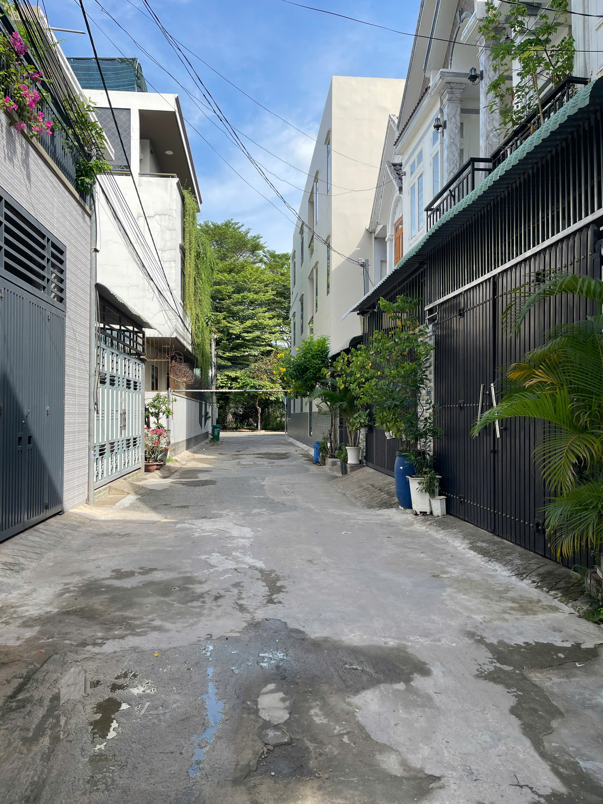 https://batdongsanviet.info.vn/uploads/images/upload/20-10-26/1792458098328_5286095748931131041_5286095748931131041_cda811a5c035a9659169a45ca1e594d6.jpg