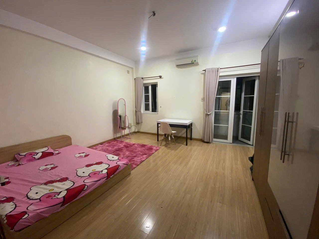 https://batdongsanviet.info.vn/uploads/images/upload/20-10-26/1792483783394_227613642966001160_227613642966001160_a88fe2016feb01c0fe8b26579a8dcf8a.jpg