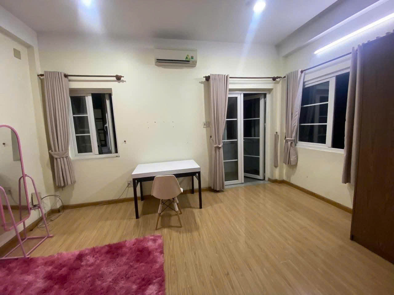 https://batdongsanviet.info.vn/uploads/images/upload/20-10-26/1792483783408_227613642966001160_227613642966001160_4b6085de361d44ded0b57d09d28fb98f.jpg