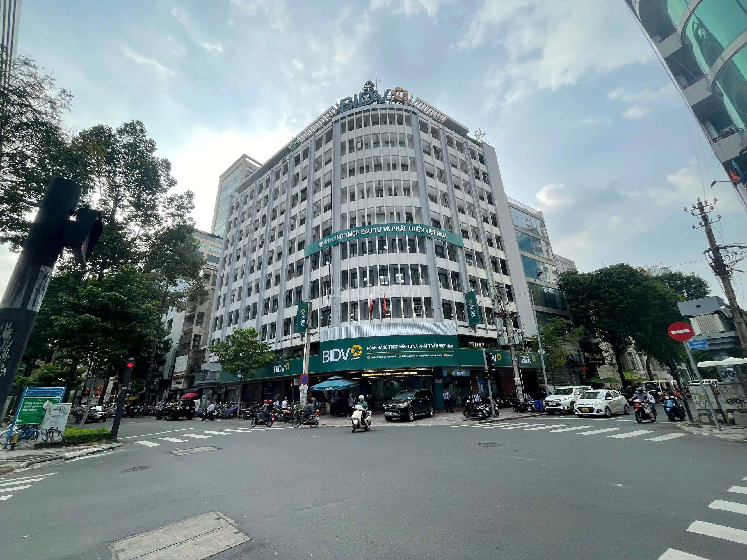 DẤU ẤN XỨNG TẦM NHÀ ĐẦU TƯ THƯỢNG LƯU - TÀI SẢN ĐỘC BẢN GIỮA LÒNG CÔ GIANG