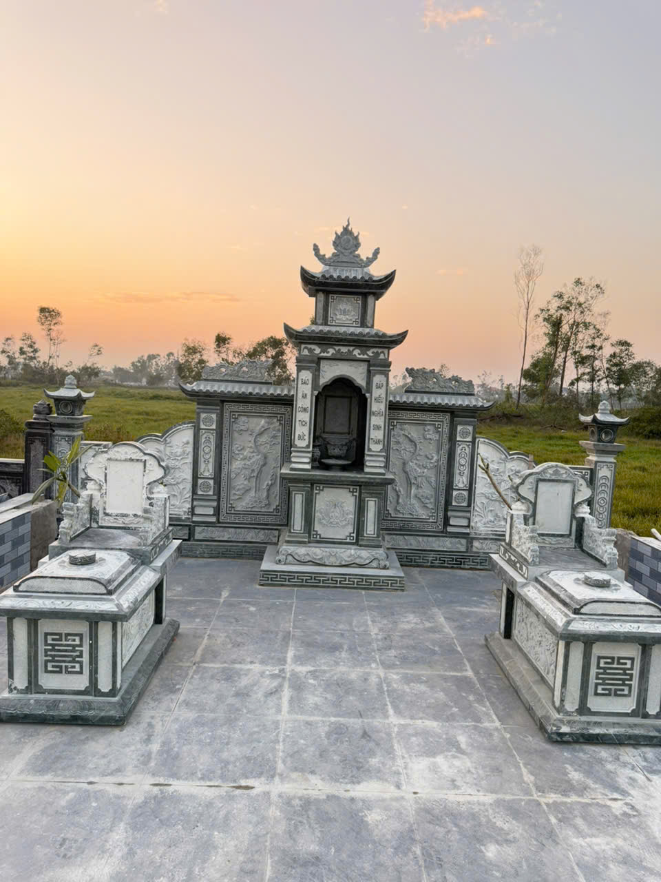 Chuyên đất nghĩa trang &amp;amp;amp;amp; khu lăng mộ đá tại TP. Vinh