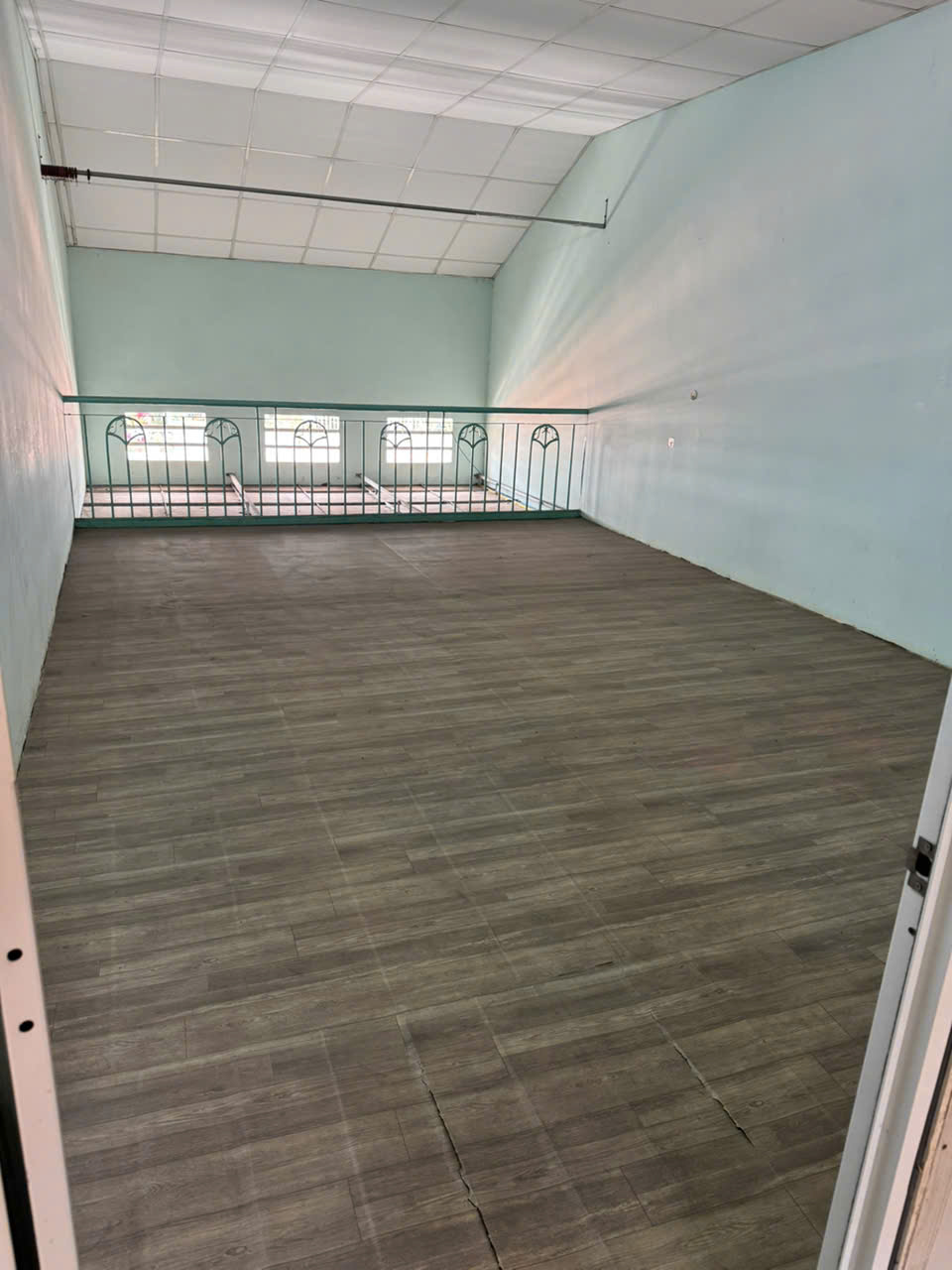 Cho thuê nhà hẻm trung tâm Quận 5 – ngay chợ Xã Tây, tiện ở lâu dài