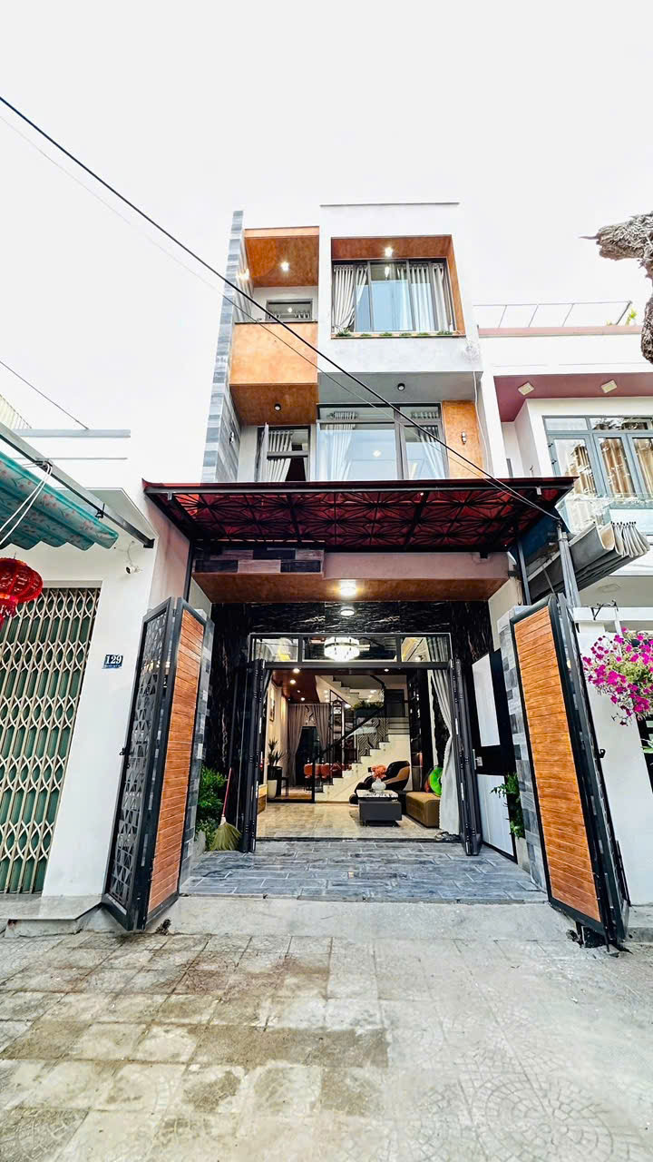 ►  SIÊU PHẨM MẶT TIỀN GẦN BIỂN – NGUYỄN HUY TỰ, HÒA MINH