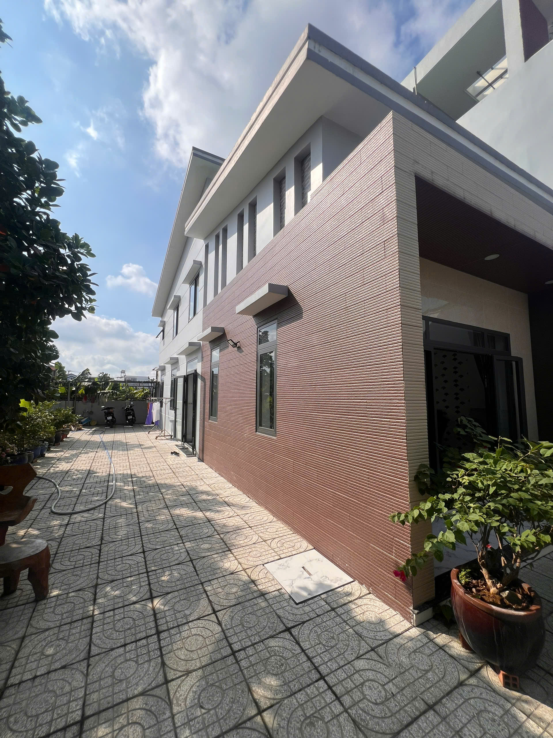 https://batdongsanviet.info.vn/uploads/images/upload/21-07-26/2aOboQlzvjcl5GquvRdDKxq7rxNuWaW5oGDo3irI.jpg