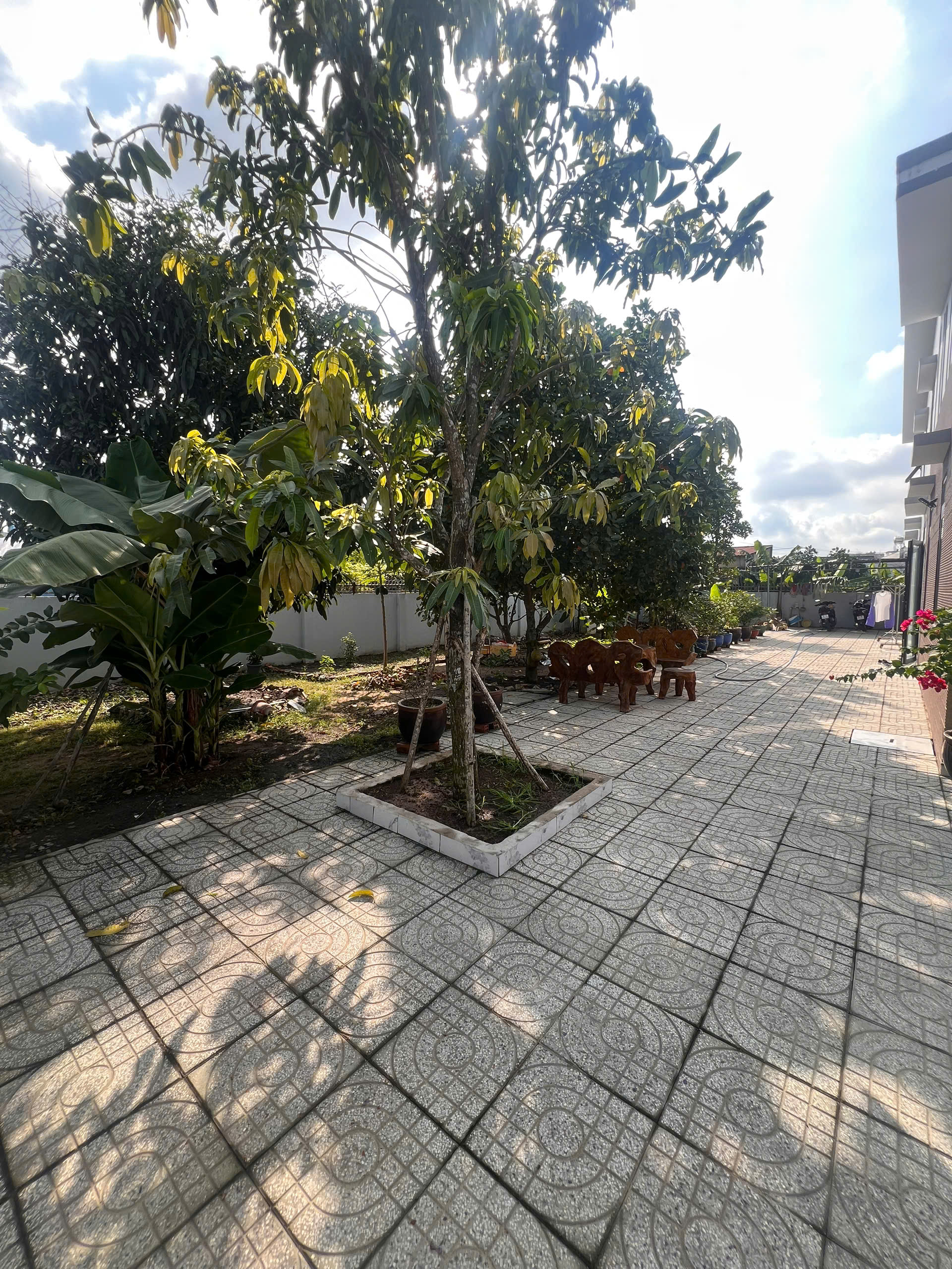 https://batdongsanviet.info.vn/uploads/images/upload/21-07-26/2aOboQlzvjcl5GquvRdDKy8Vt6sirtl44yNpMaS8.jpg