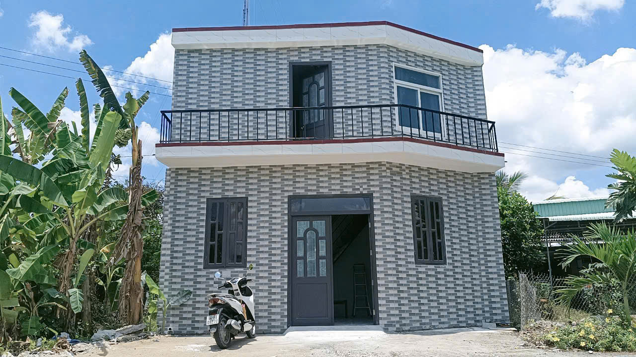 ►  NHÀ MỚI TẶNG FULL NỘI THẤT – GIÁ CHỈ 550 TRIỆU (TL)