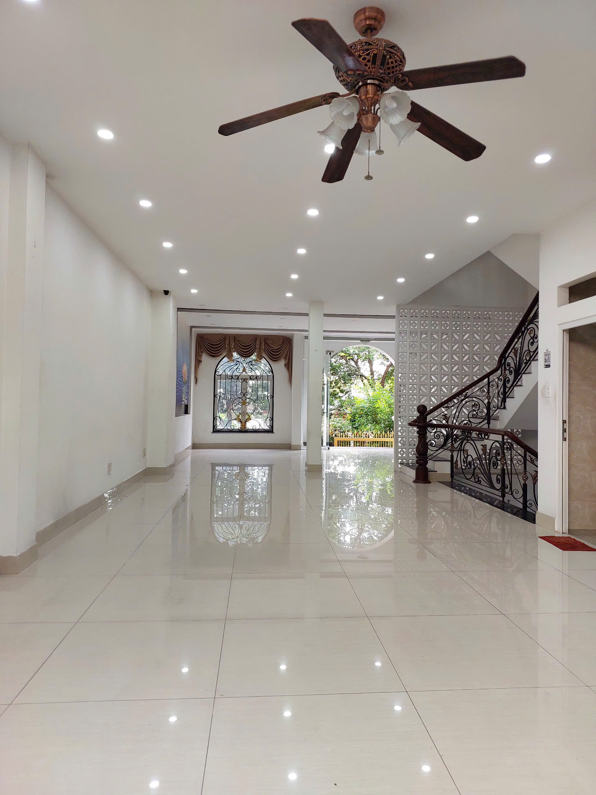 CHO THUÊ BIỆT THỰ CAO CẤP KDC PHÚ NHUẬN – QUẬN 12