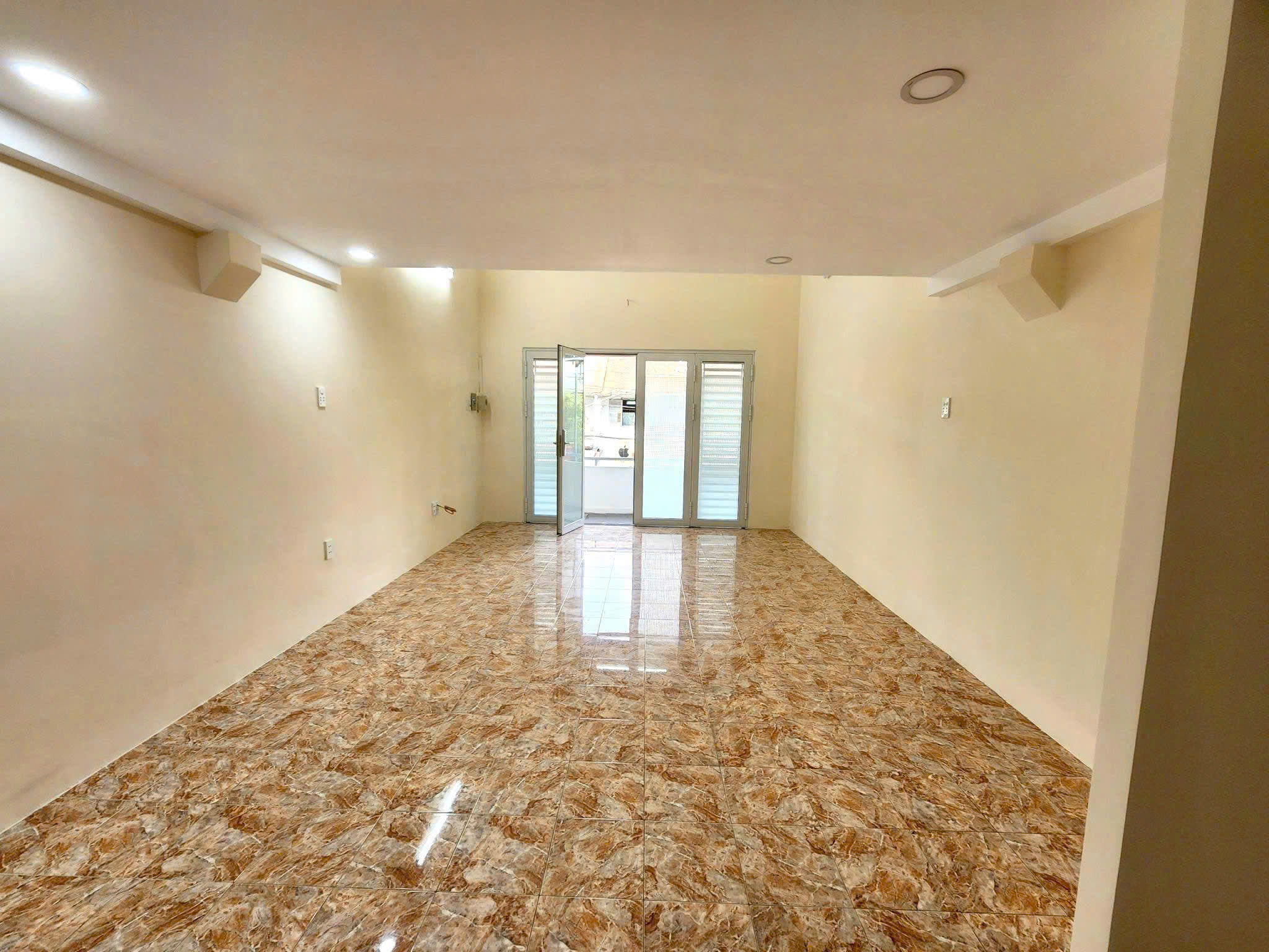 Cho thuê nhà nguyên căn – Cư Xá Vĩnh Hội, Quận 4, TP HCM