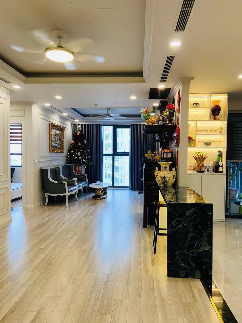 Bán Căn Hộ 3 Ngủ 2 VS BRG 25 Lê Văn Lương - 107m² Full Đồ - Giá 15 Tỷ