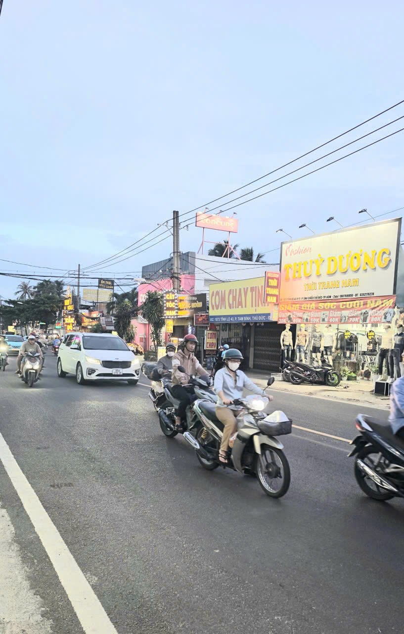 https://batdongsanviet.info.vn/uploads/images/upload/22-07-26/z8069356208474_c4ea7efed9585d0f08ea7816d82631a9.jpg
