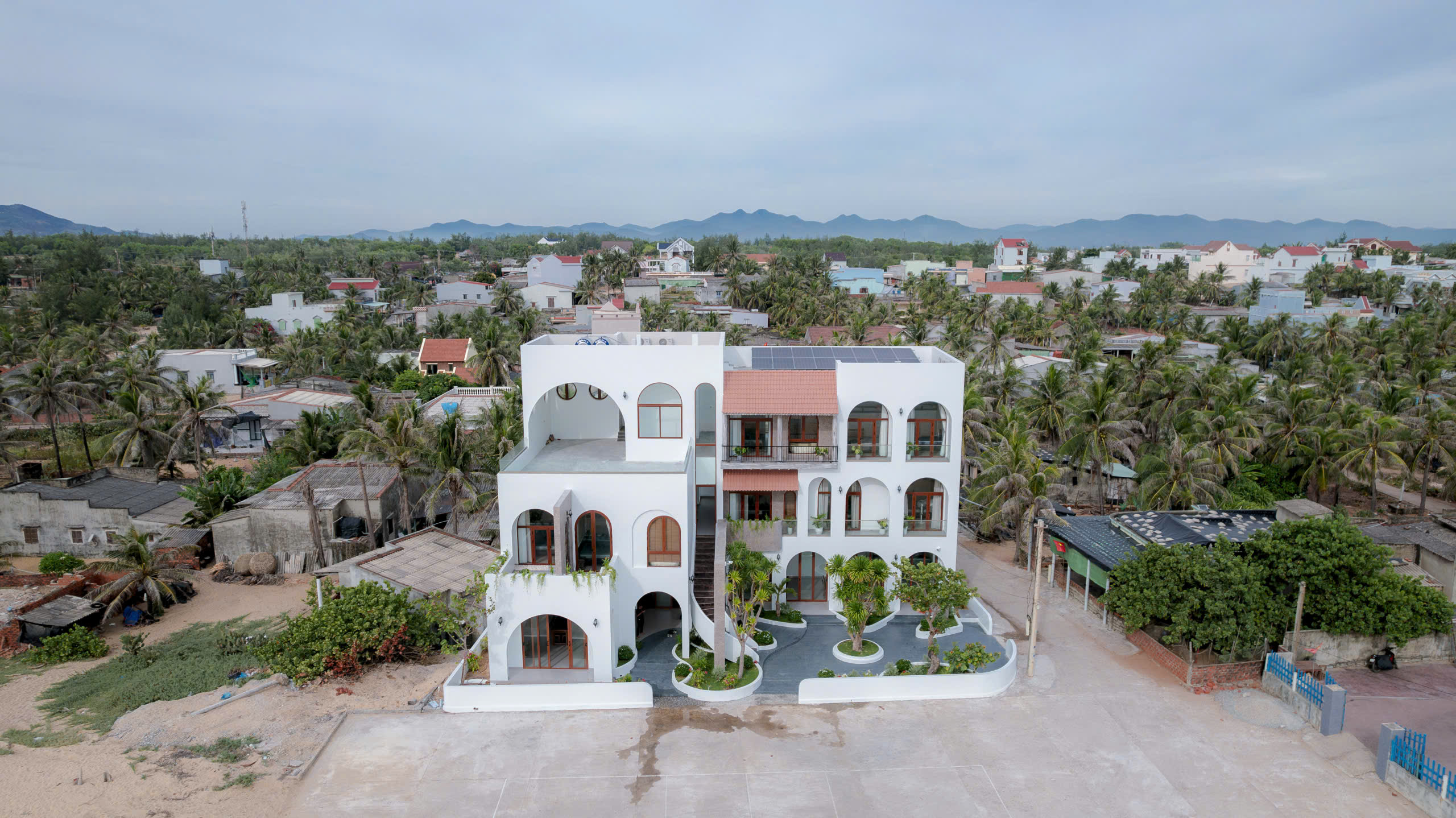 SIÊU PHẨM MẶT BIỂN PHÙ MỸ – BÌNH ĐỊNH