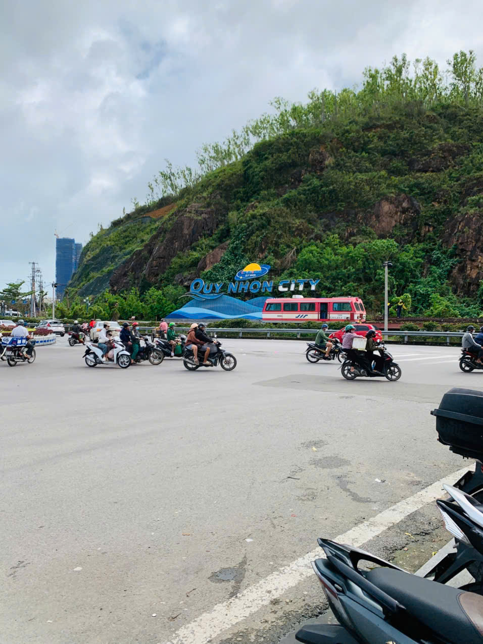 ►  BÁN 2 CĂN NHÀ MẶT TIỀN – TRUNG TÂM TP. QUY NHƠN