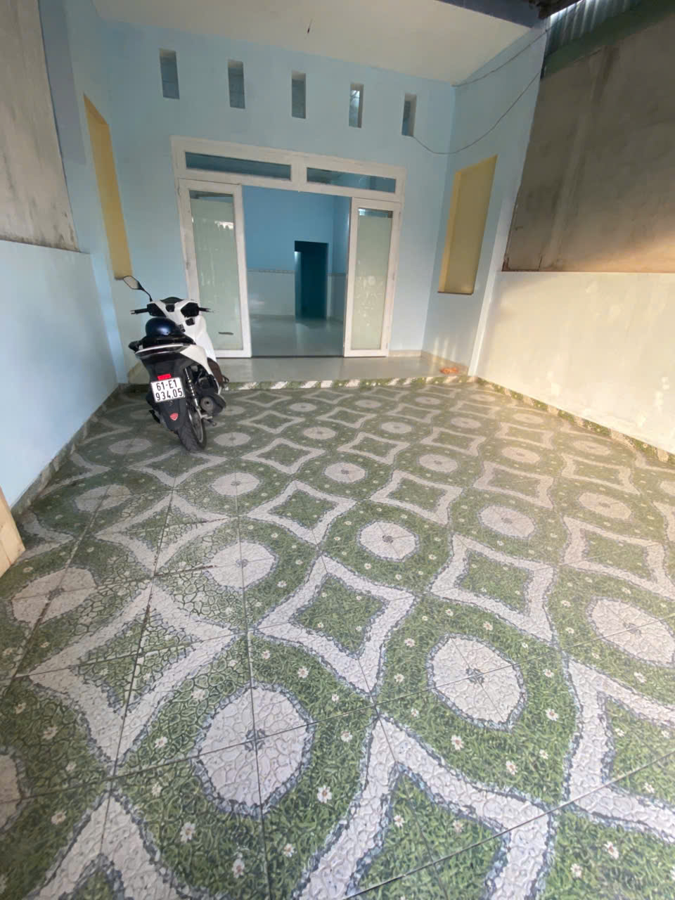 Cho thuê nhà mặt tiền đường D11, vị trí trung tâm KDC Thuận Giao – rất phù hợp kinh doanh buôn bán đa ngành.