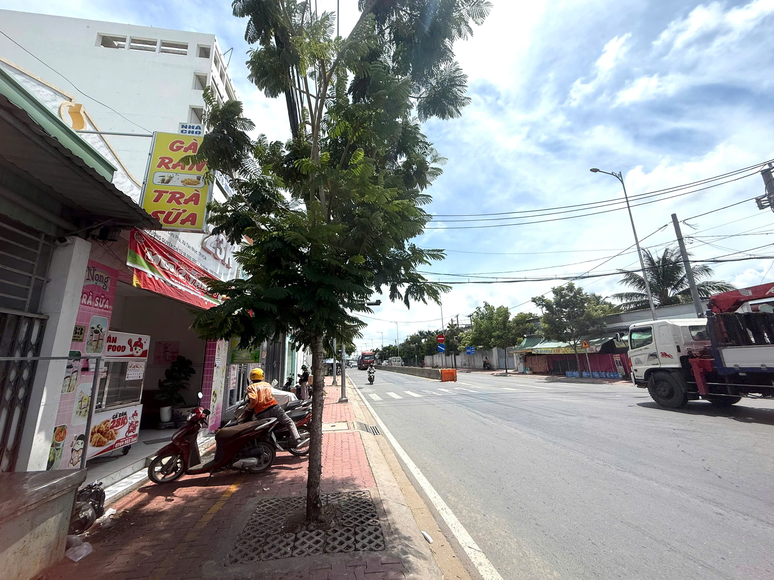 https://batdongsanviet.info.vn/uploads/images/upload/24-06-26/z7969419548188_15baf1d948a4003a0201e02947caf7dd.jpg
