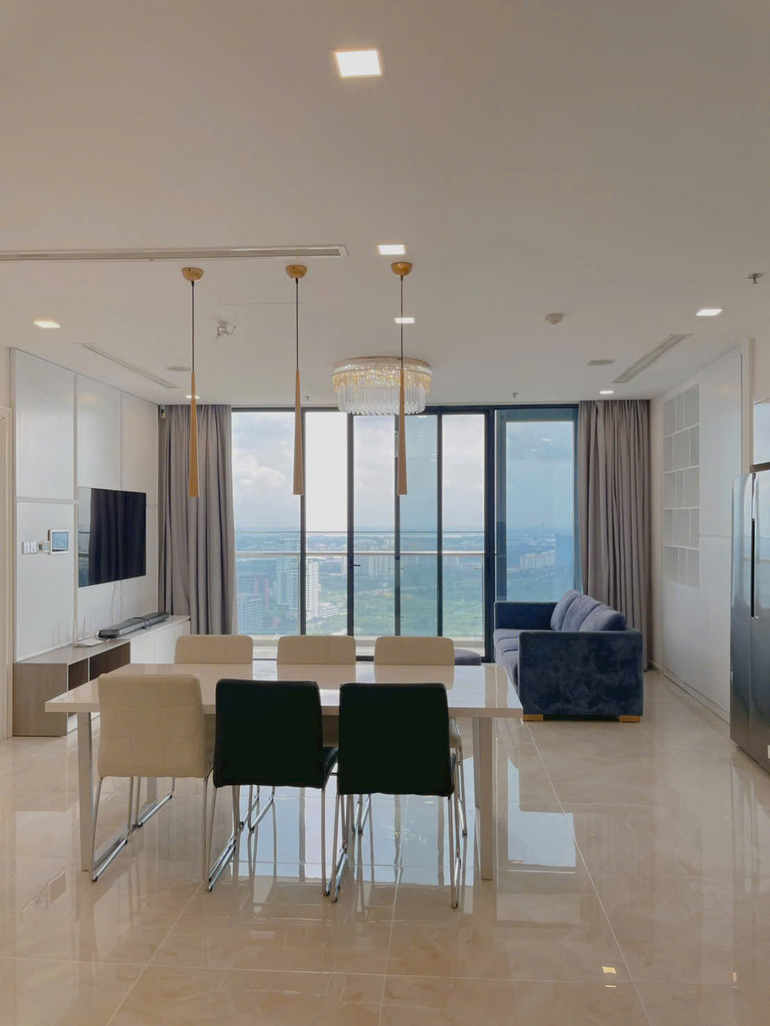 [HÀNG HIẾM] BÁN CĂN 3PN VINHOMES GOLDEN RIVER – VIEW SÔNG TRỰC DIỆN