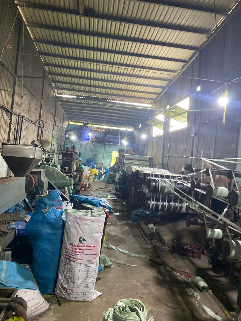 CHO THUÊ KHO – NHÀ XƯỞNG 300M² GIÁ CHỈ 18 TRIỆU/THÁNG – MẶT TIỀN KÊNH A, LÊ MINH XUÂN, BÌNH CHÁNH