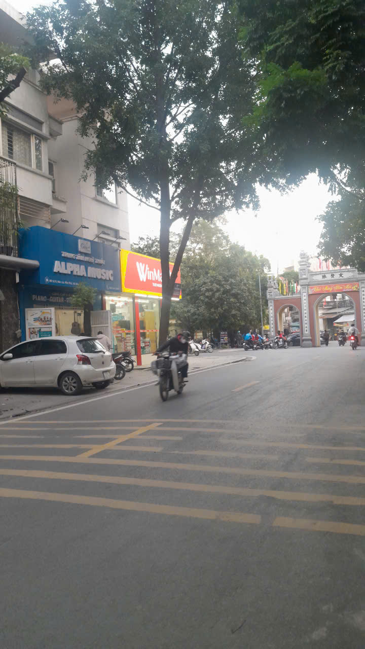 CHÍNH CHỦ BÁN NHANH NHÀ MỚI XÂY 5 TẦNG TẠI  PHỐ VĂN LA - KIẾN HƯNG - HÀ ĐÔNG