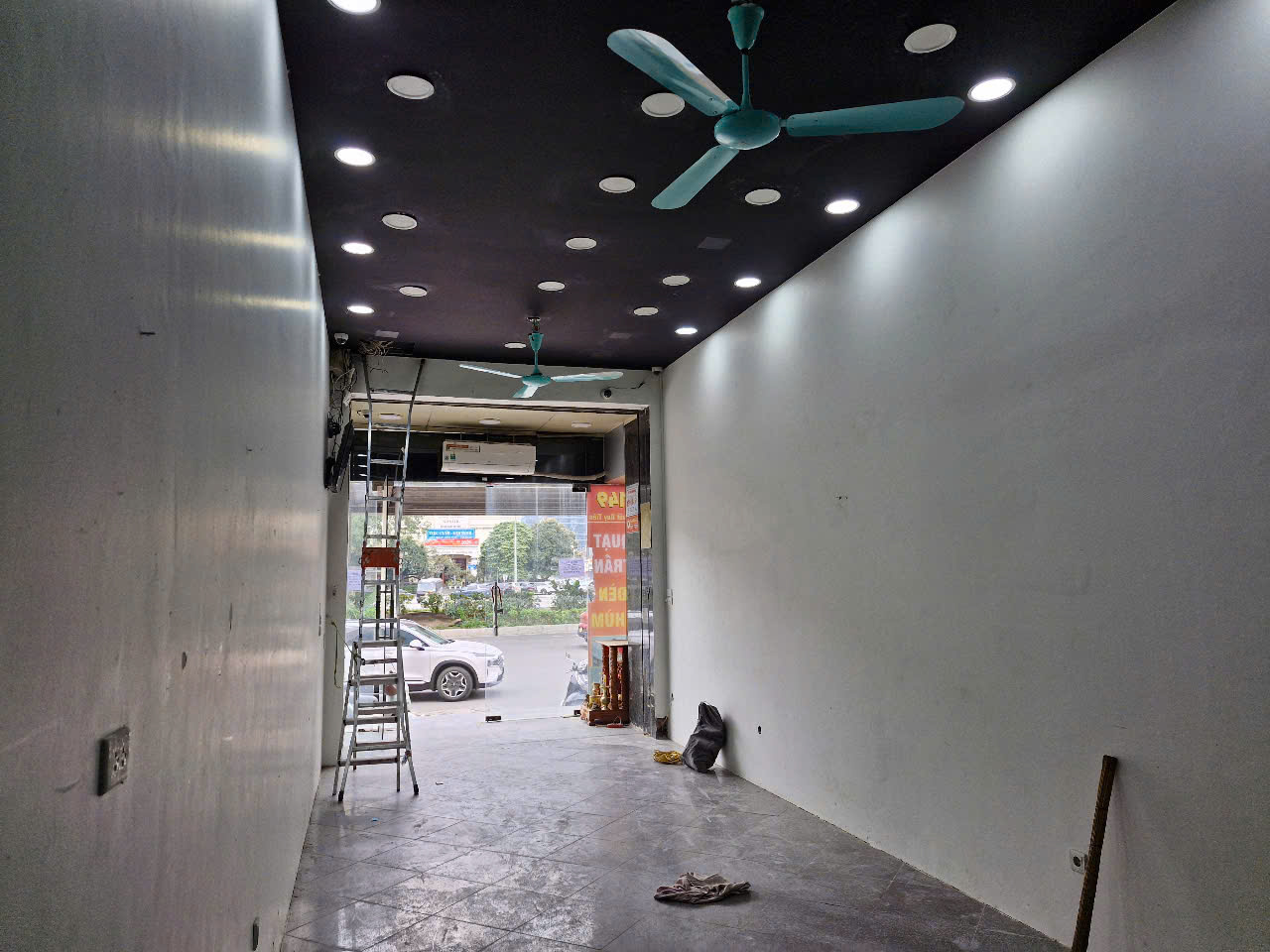 CHO THUÊ NHÀ MẶT ĐƯỜNG KHUẤT DUY TIẾN – PHÙ HỢP LÀM VĂN PHÒNG, CỬA HÀNG, SPA, SHOWROOM