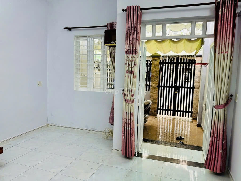 Cho thuê nhà nguyên căn, full nội thất cơ bản