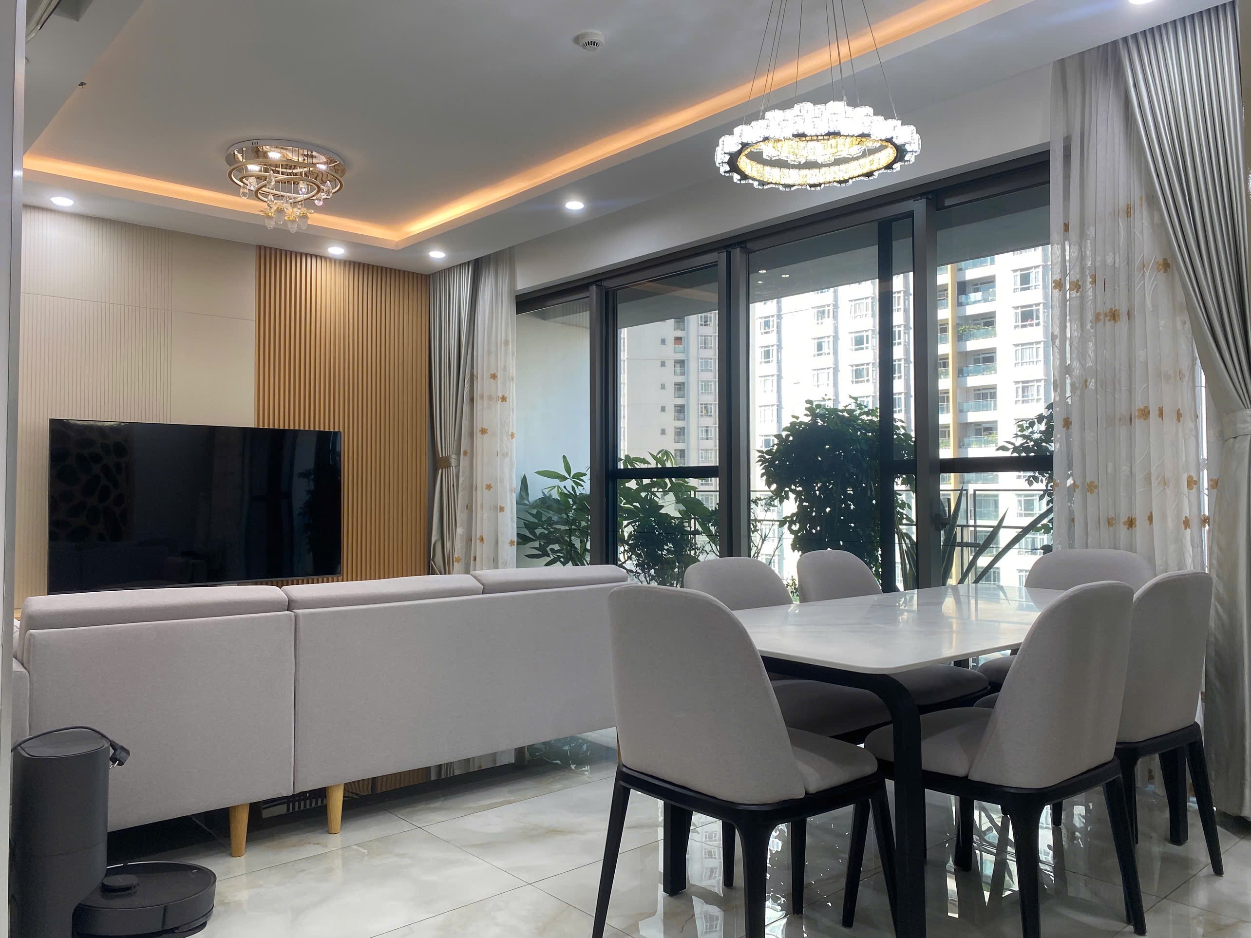 Cho thuê căn hộ cao cấp tại The Ascentia