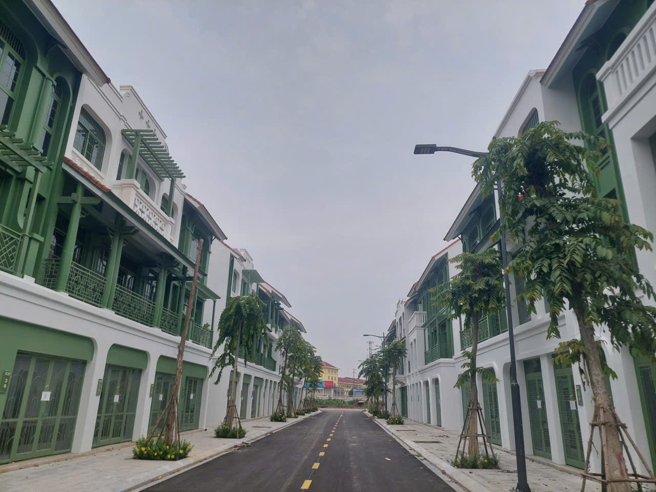 https://batdongsanviet.info.vn/uploads/images/upload/27-07-26/1wupukg4kltc2obw88eh9ejsqucvjcxyj0qcjszugosw5ltrh3gj7vkzb9jklqt0w5b3.jpg