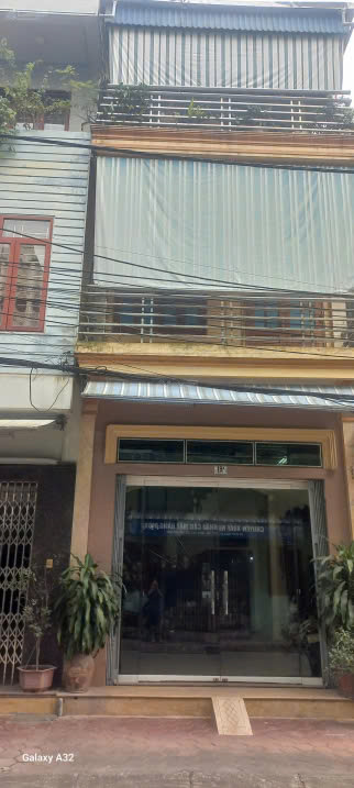 CHO THUÊ NHÀ NGUYÊN CĂN HOẶC BÁN NHÀ 3 TẦNG MẶT ĐƯỜNG NGUYỄN THIỆN THUẬT TP NAM ĐỊNH