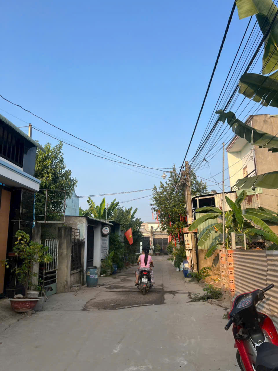 ►  BÁN NHÀ MỚI HOÀN THIỆN – DỌN VÀO Ở NGAY