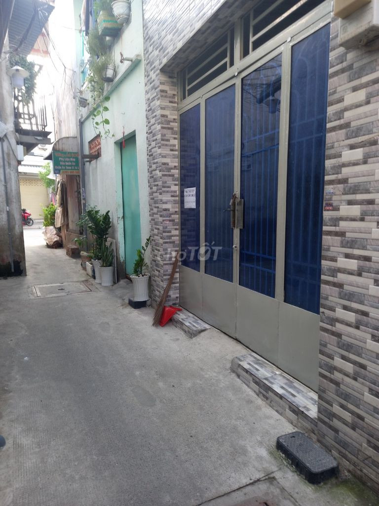 Cho thuê nhà nguyên căn (có máy lạnh)  tại 32/1/24 Huỳnh Văn Chính, P.Phú Trung, Tân Phú