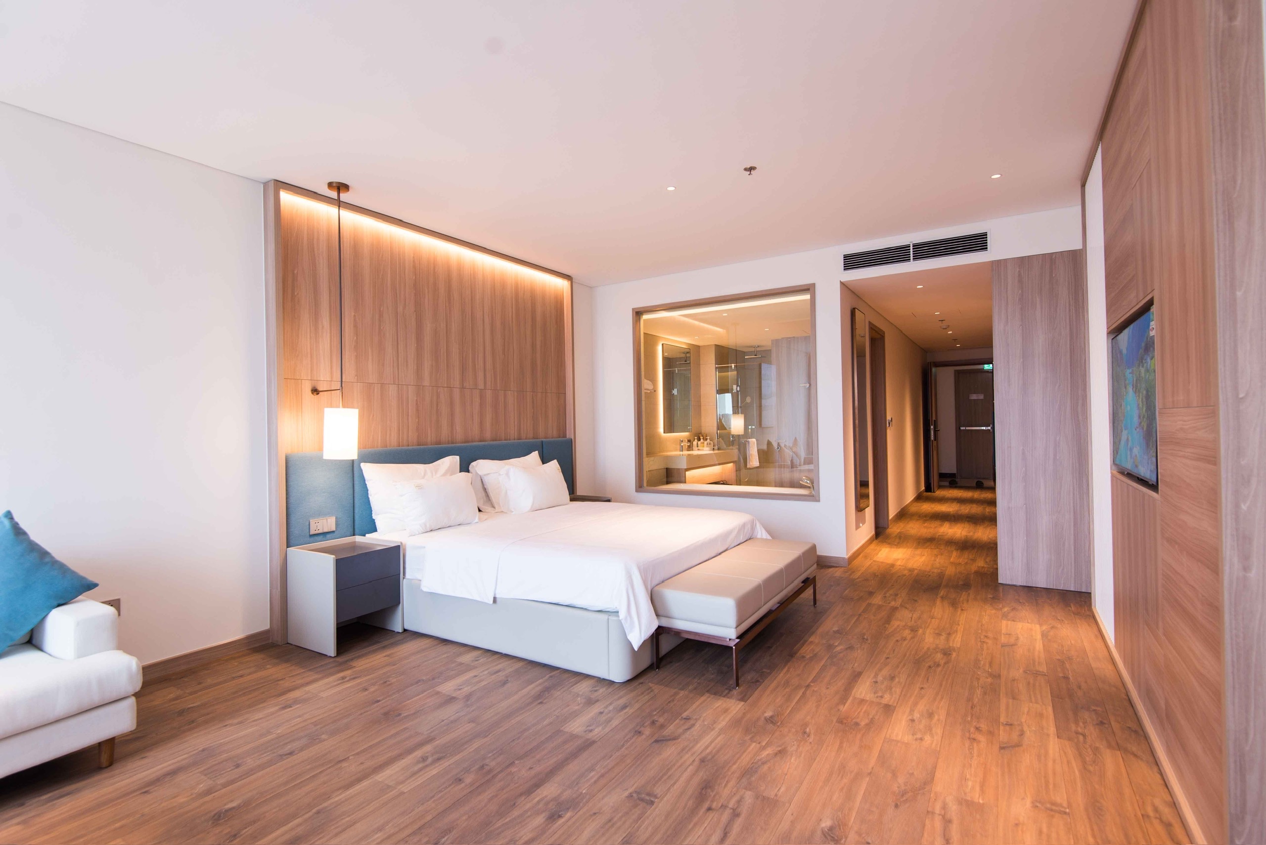 BÁN GẤP STUDIO A LA CARTE HẠ LONG – 56M² VIEW HỒ ĐIỀU HÒA – SỔ ĐỎ LÂU DÀI | CHỈ 2,55 TỶ