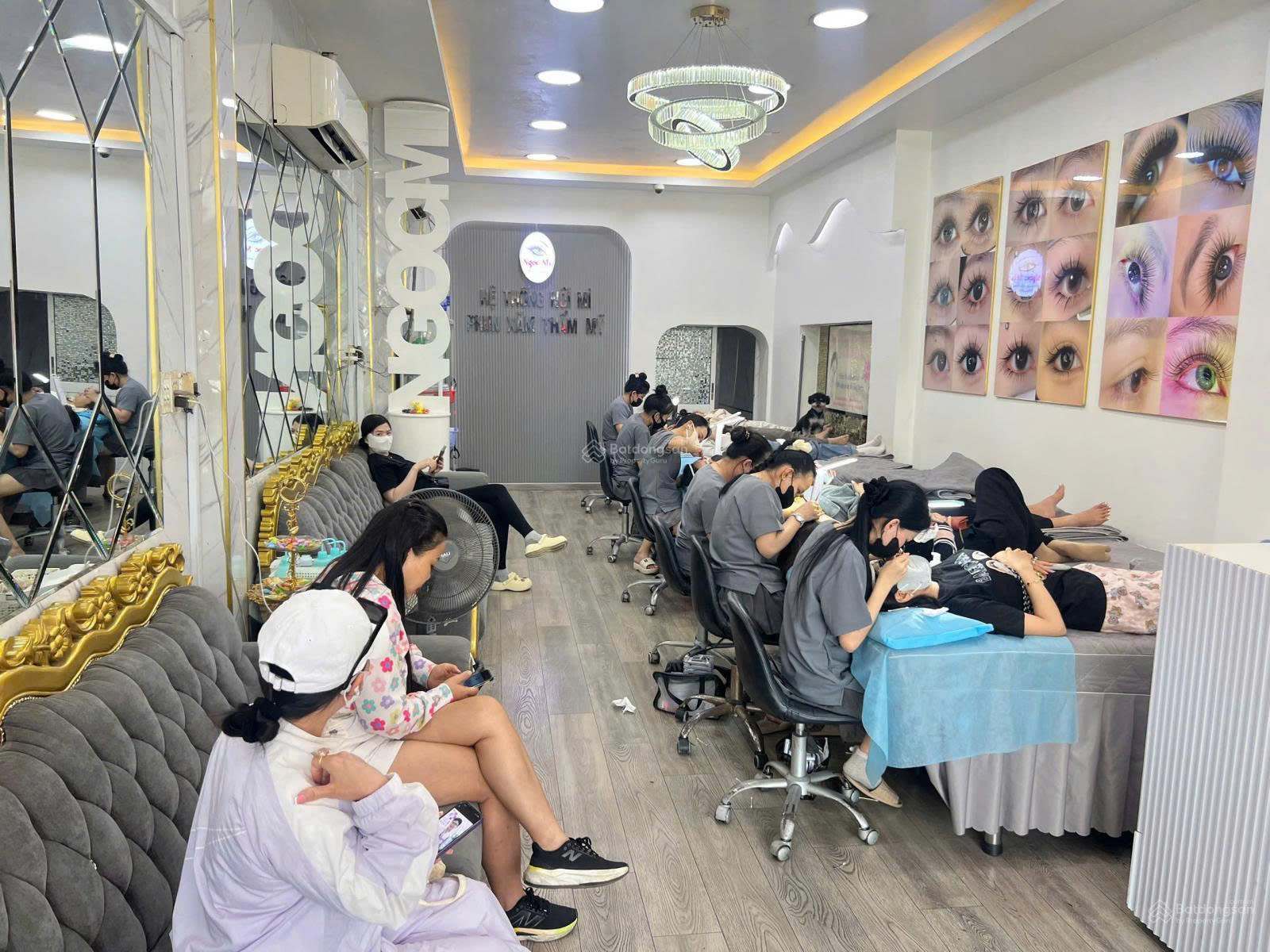 https://batdongsanviet.info.vn/uploads/images/upload/29-10-26/1793239708194_717934921058833454_4856642632885341886_ee1e04027bd682b766d90236a8498455.jpg