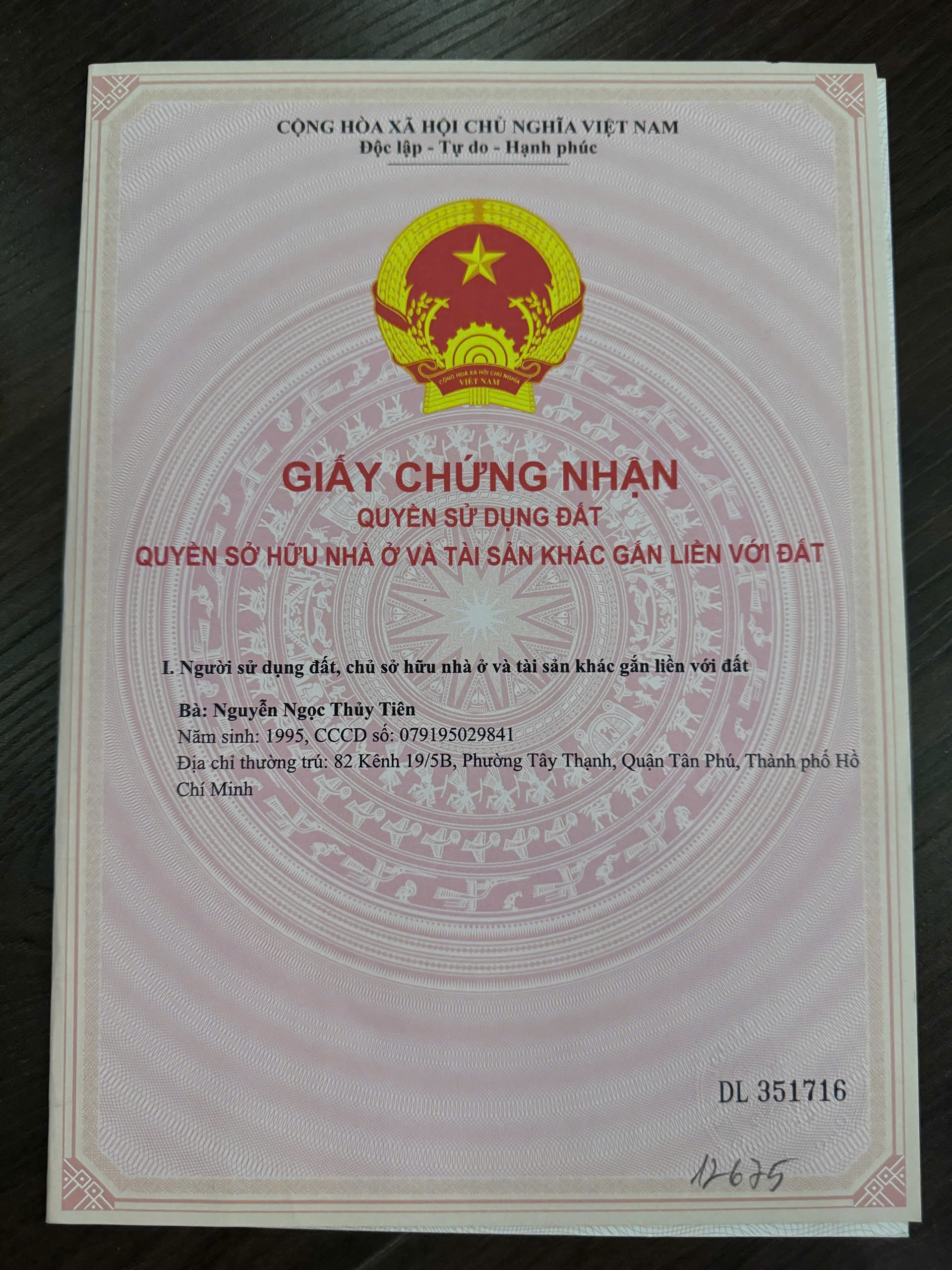 https://batdongsanviet.info.vn/uploads/images/upload/29-10-26/1793243784135_5929237925377308560_5929237925377308560_49de3806a7777ac76118852351055658.jpg