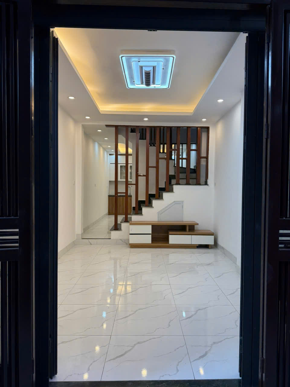 ►  BÁN NHÀ 2 TẦNG – GẦN CẦU TỎ – GIÁ 1,9 TỶ (Thương lượng)