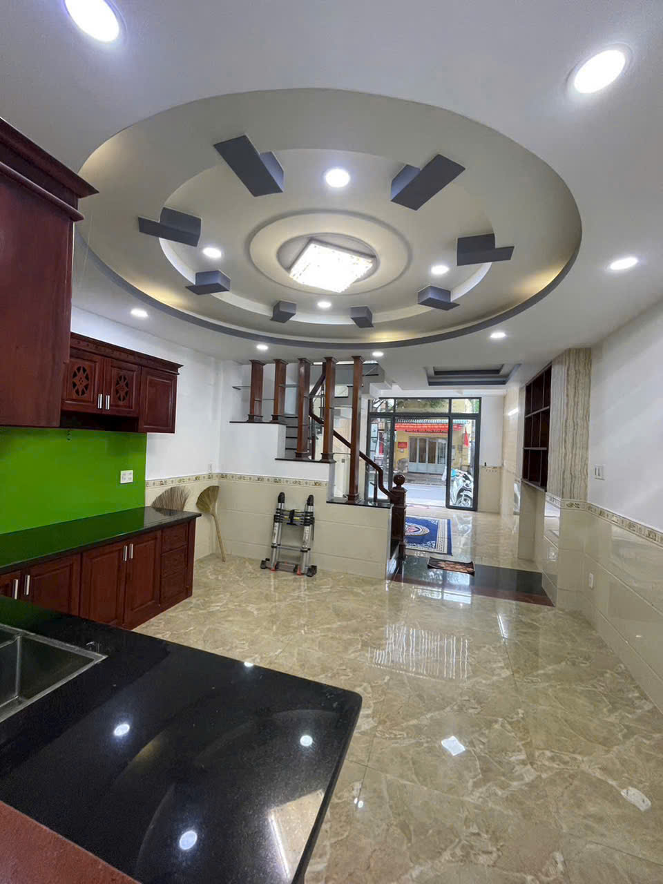 CHO THUÊ NHÀ NGUYÊN CĂN MẶT TIỀN KINH DOANH – KHU VỰC SẦM UẤT GÒ VẤP